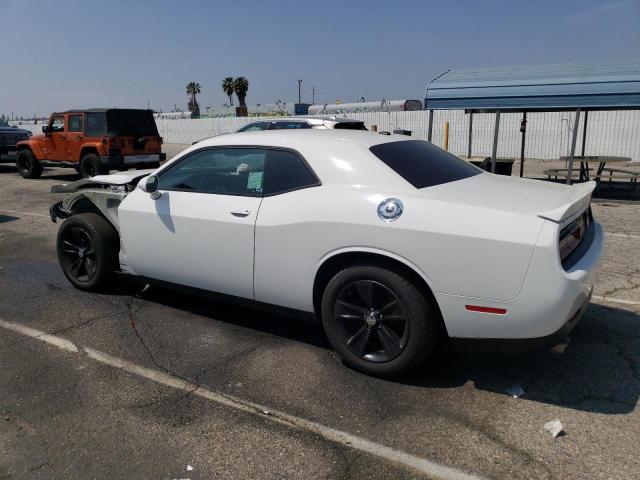 2C3CDZAG5KH723699 - 2019 DODGE CHALLENGER SXT WHITE photo 2