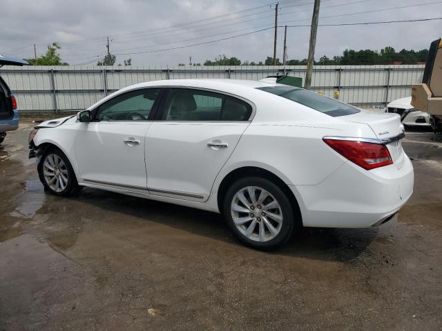 1G4GB5G36GF172526 - 2016 BUICK LACROSSE WHITE photo 2