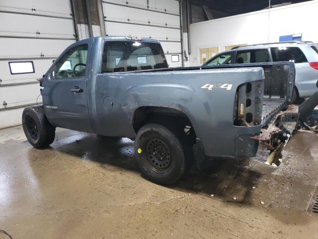 1GTN2TE06BZ129286 - 2011 GMC SIERRA K1500 BLUE photo 2