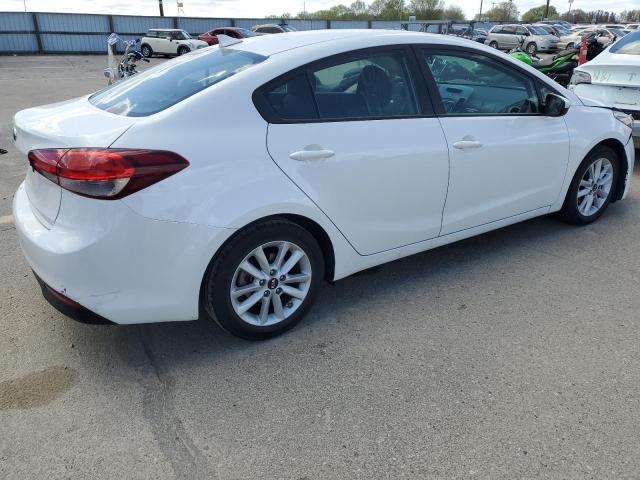 3KPFL4A73HE149493 - 2017 KIA FORTE LX WHITE photo 3