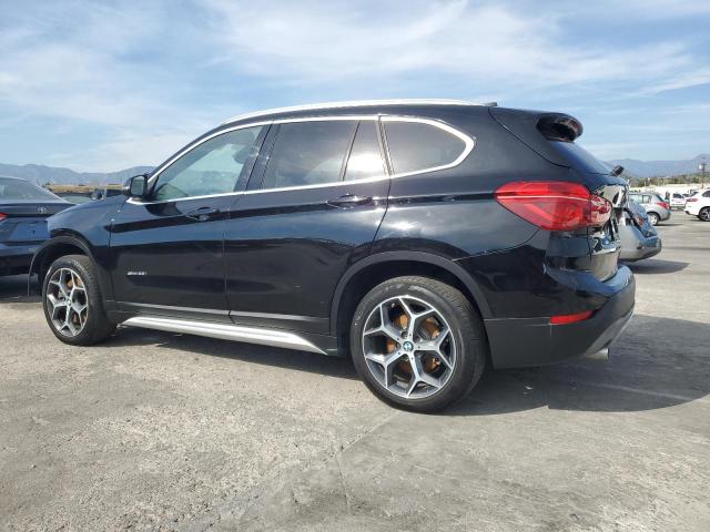 WBXHU7C35HP924607 - 2017 BMW X1 SDRIVE28I BLACK photo 2