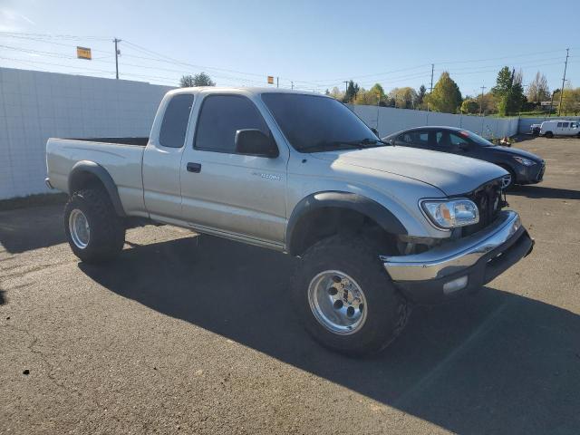 5TEWN72N73Z229602 - 2003 TOYOTA TACOMA XTRACAB SILVER photo 4