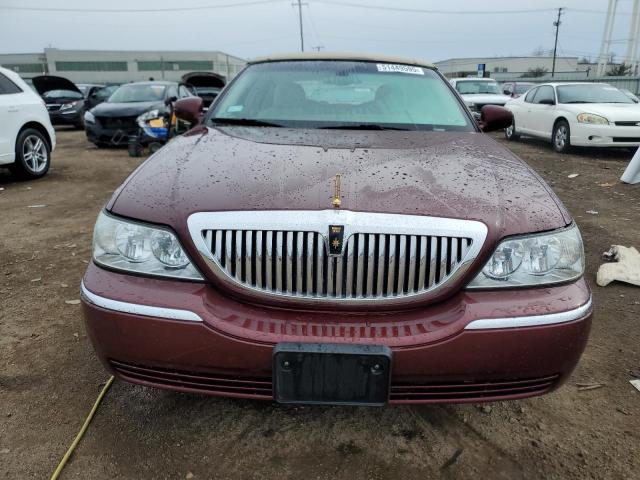 1LNHM81W64Y688744 - 2004 LINCOLN TOWN CAR EXECUTIVE Kastanienbraun Foto 5