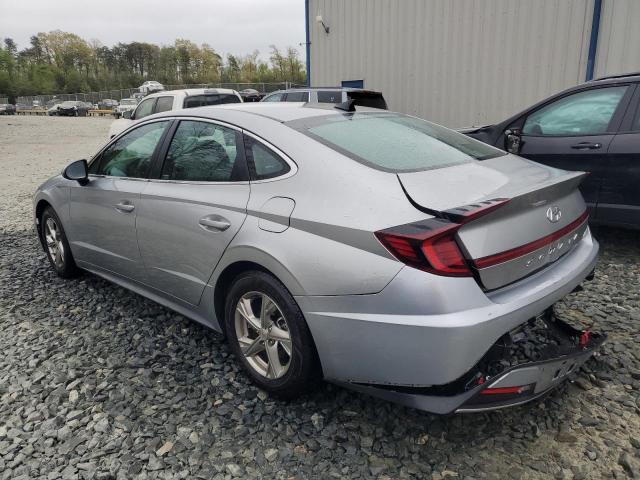 5NPEG4JAXMH105489 - 2021 HYUNDAI SONATA SE SILVER photo 2