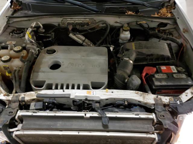 1FMCU5K38BKB67716 - 2011 FORD ESCAPE HYBRID WHITE photo 12