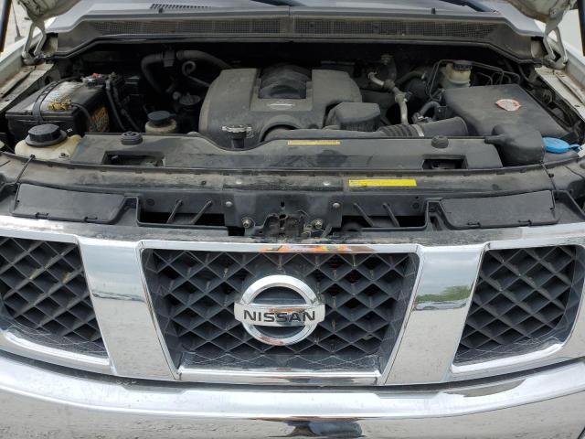 1N6BA07A16N559912 - 2006 NISSAN TITAN XE WHITE photo 11