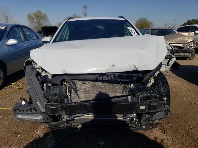 KM8K22AA4JU152780 - 2018 HYUNDAI KONA SEL WHITE photo 5