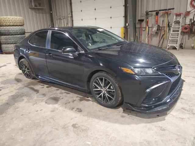 4T1G11AK8RU842152 - 2024 TOYOTA CAMRY SE NIGHT SHADE BLACK photo 4