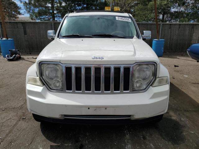 1J8GN58K78W272338 - 2008 JEEP LIBERTY LIMITED WHITE photo 5