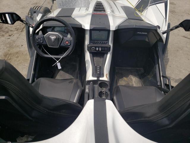 57XAAPHD1M8141675 - 2021 POLARIS SLINGSHOT SL WHITE photo 8