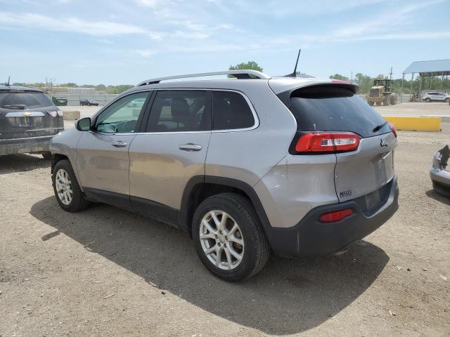 1C4PJLLB0JD538203 - 2018 JEEP CHEROKEE LATITUDE PLUS SILVER photo 2