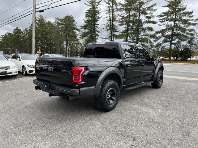 1FTFW1RG9HFC18431 - 2017 FORD F150 RAPTOR BLACK photo 3