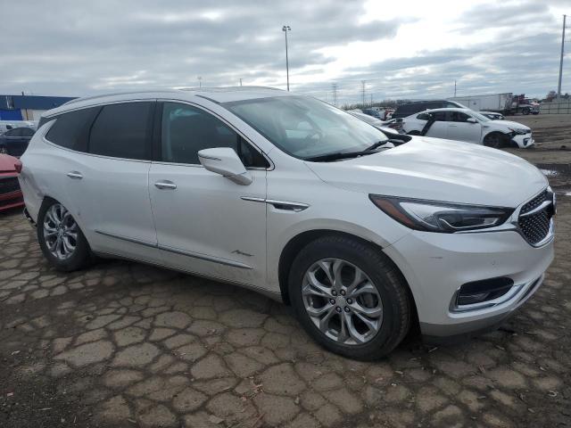 5GAEVCKW1JJ263346 - 2018 BUICK ENCLAVE AVENIR WHITE photo 4