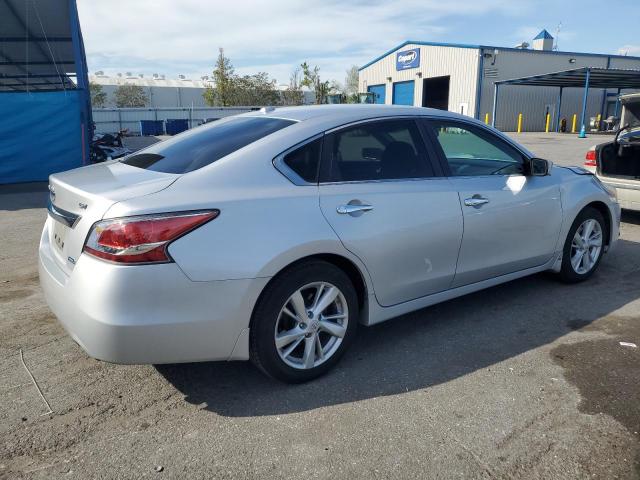 1N4AL3AP1EN226623 - 2014 NISSAN ALTIMA 2.5 SILVER photo 3