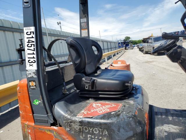 66833 - 2015 TOYOTA FORKLIFT ORANGE photo 6