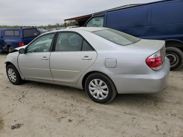 4T1BE32K55U039009 - 2005 TOYOTA CAMRY LE SILVER photo 2