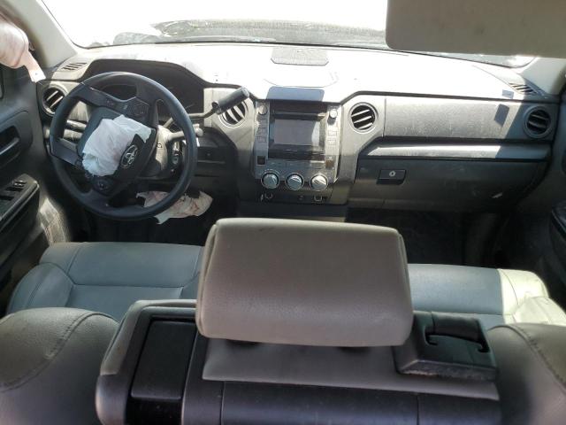 5TFRM5F14KX136666 - 2019 TOYOTA TUNDRA DOUBLE CAB SR/SR5 WHITE photo 8