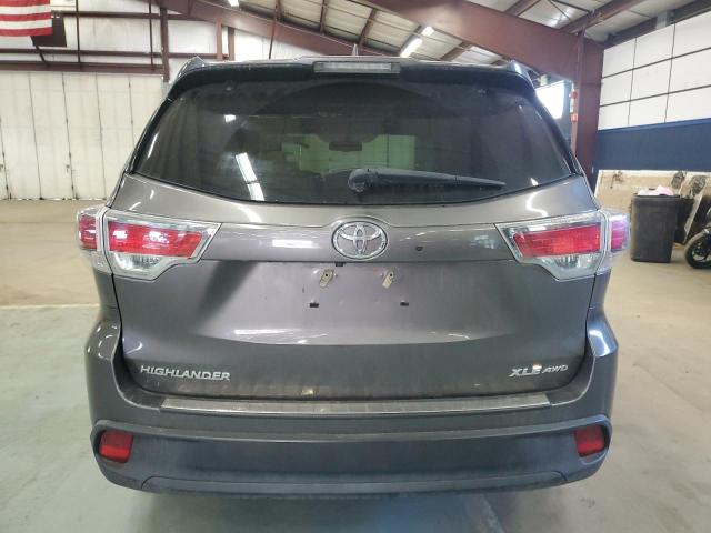 5TDJKRFH4GS294235 - 2016 TOYOTA HIGHLANDER XLE 灰色 照片 6