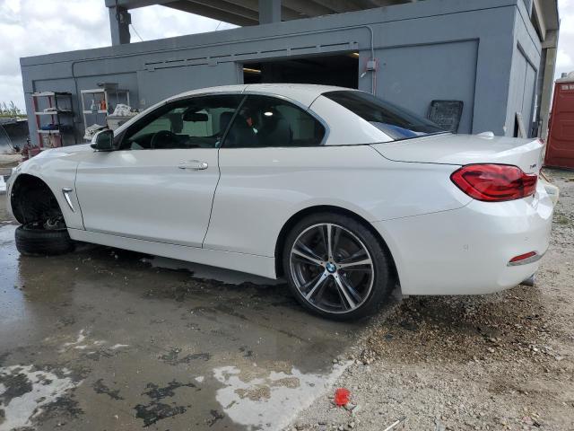 WBA4Z7C53JED47835 - 2018 BMW 440XI WHITE photo 2