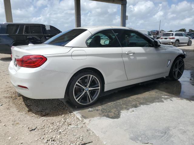 WBA4Z7C53JED47835 - 2018 BMW 440XI WHITE photo 3