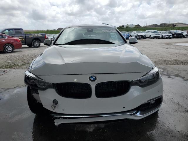WBA4Z7C53JED47835 - 2018 BMW 440XI WHITE photo 5