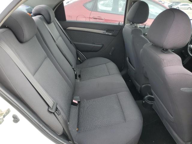 KL1TD56658B118689 - 2008 CHEVROLET AVEO BASE WHITE photo 10