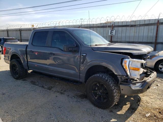1FTEW1EP0MFA27766 - 2021 FORD F150 SUPERCREW GRAY photo 4