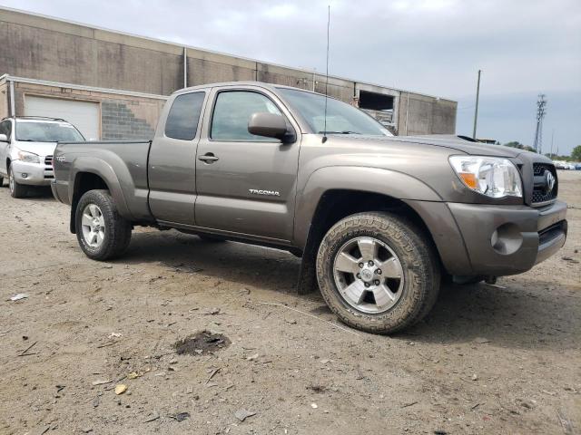 5TFUU4EN0BX019904 - 2011 TOYOTA TACOMA ACCESS CAB ყავისფერი ფოტო 4