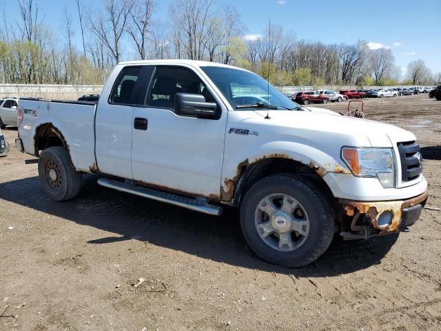 1FTEX1E84AFC29026 - 2010 FORD F150 SUPER CAB WHITE photo 4