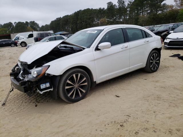 2013 CHRYSLER 200 LIMITED, 