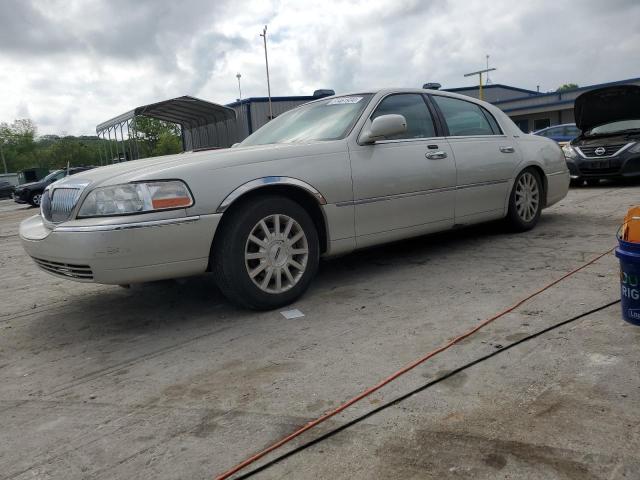 2007 LINCOLN TOWN CAR SIGNATURE, 