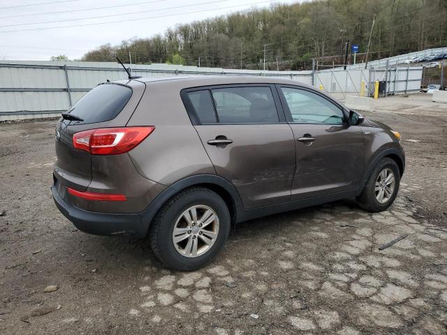 KNDPBCA24B7075935 - 2011 KIA SPORTAGE LX BROWN photo 3