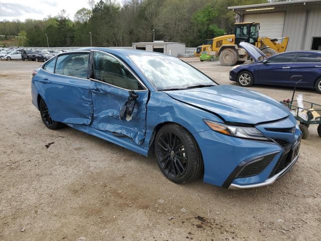 4T1K31AK8PU051444 - 2023 TOYOTA CAMRY XSE BLUE photo 4
