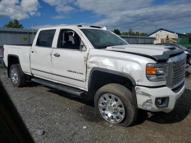 1GT12SEY0KF178404 - 2019 GMC SIERRA K2500 DENALI WHITE photo 4