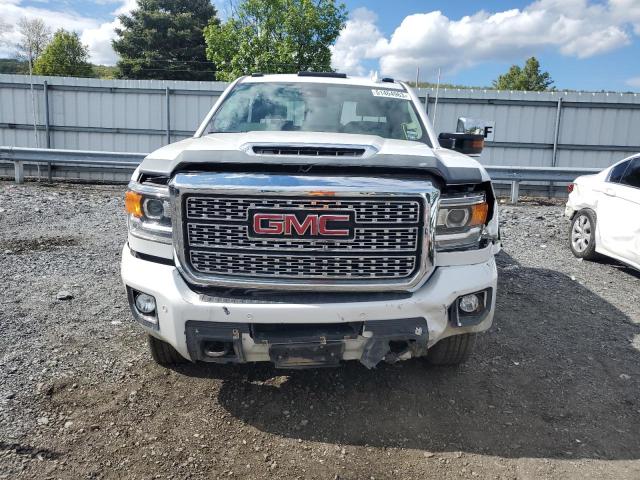 1GT12SEY0KF178404 - 2019 GMC SIERRA K2500 DENALI WHITE photo 5