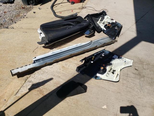 WBAYP1C55DDX00779 - 2013 BMW 650 XI WHITE photo 12