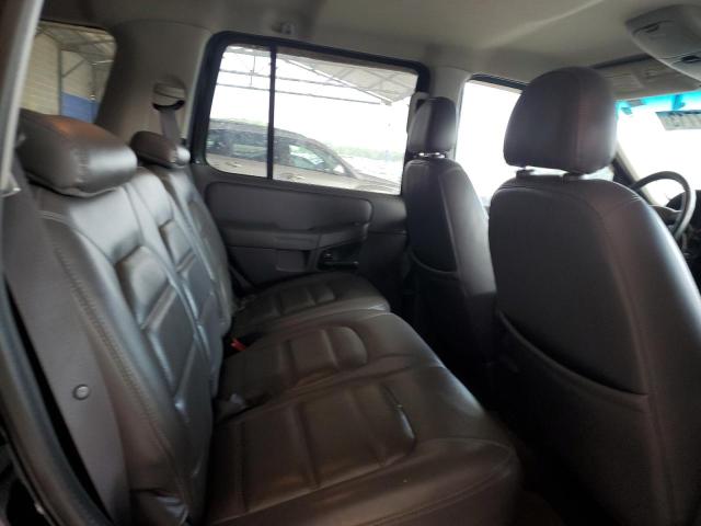 1FMZU63W12UC96250 - 2002 FORD EXPLORER XLT BLACK photo 11