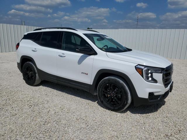 3GKALYEG2PL252897 - 2023 GMC TERRAIN AT4 WHITE photo 4