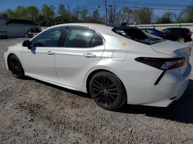 4T1K61AK1MU420633 - 2021 TOYOTA CAMRY XSE WHITE photo 2