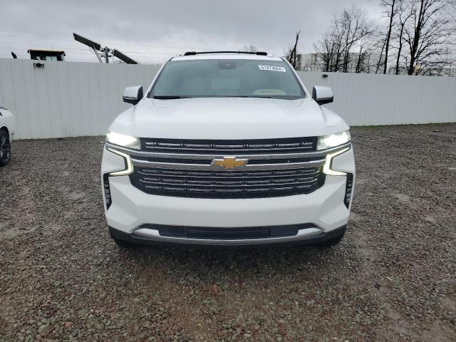 1GNSKFKLXPR457389 - 2023 CHEVROLET SUBURBAN K1500 PREMIER WHITE photo 5