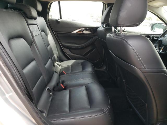 SJKCH5CP1JA054444 - 2018 INFINITI QX30 BASE فضي صورة 10