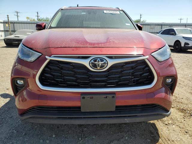 5TDGZRAHXNS099623 - 2022 TOYOTA HIGHLANDER XLE MAROON photo 5
