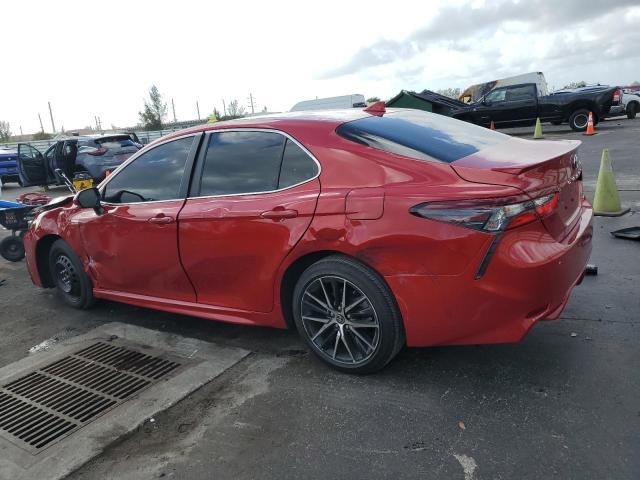 4T1T11AK2PU127539 - 2023 TOYOTA CAMRY SE NIGHT SHADE RED photo 2