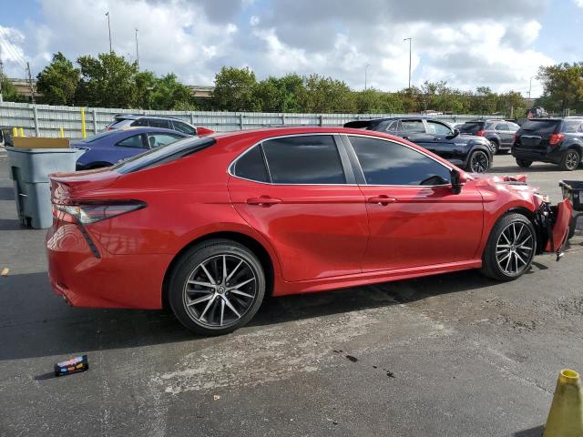 4T1T11AK2PU127539 - 2023 TOYOTA CAMRY SE NIGHT SHADE RED photo 3