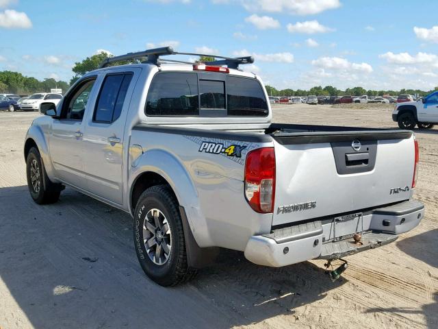 1N6AD0EV5HN772714 - 2017 NISSAN FRONTIER S SILVER photo 3