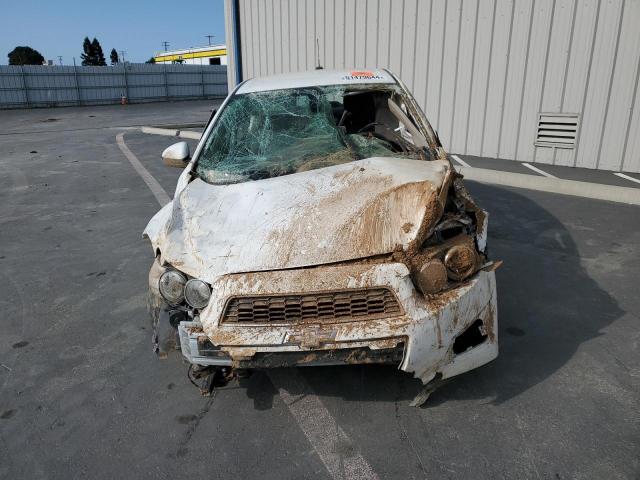 1G1JB5SHXG4179223 - 2016 CHEVROLET SONIC LS WHITE photo 5