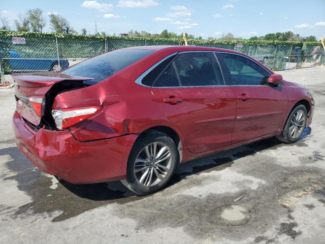 4T1BF1FK3FU917467 - 2015 TOYOTA CAMRY LE RED photo 3