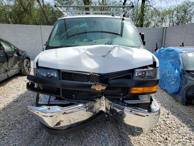 1GCWGAFG7L1253444 - 2020 CHEVROLET EXPRESS G2 WHITE photo 5