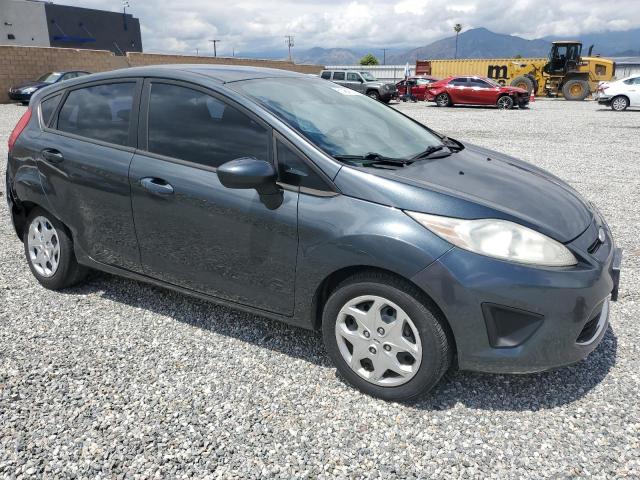 3FADP4EJXBM156929 - 2011 FORD FIESTA SE GRAY photo 4