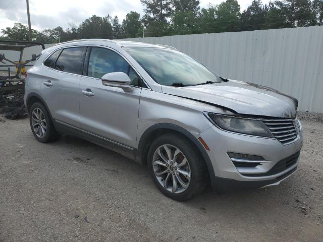 5LMCJ2C98GUJ24223 - 2016 LINCOLN MKC SELECT فضي صورة 4